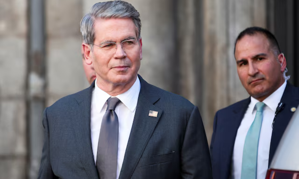 Bộ trưởng Tài chính Mỹ Scott Bessent - Ảnh: Reuters