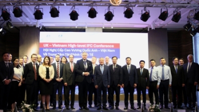 Vietnam calls for UK collaboration in boosting financial market resources