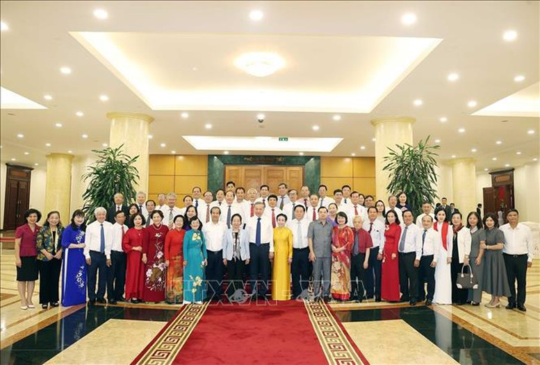 ổng Bí thư Tô Lâm và các đại biểu - Ảnh: TTXVN&nbsp;