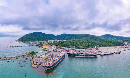 Hơn 4 tỷ USD vốn đầu tư “chảy” vào Khu kinh tế Vũng Áng trong 5 năm