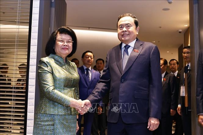 Chủ tịch Quốc hội Trần Thanh Mẫn gặp Chủ tịch Quốc hội Campuchia Samdech Maha Rathsaphethika Thipadei Khuon Sudary. Ảnh: TTXVN.