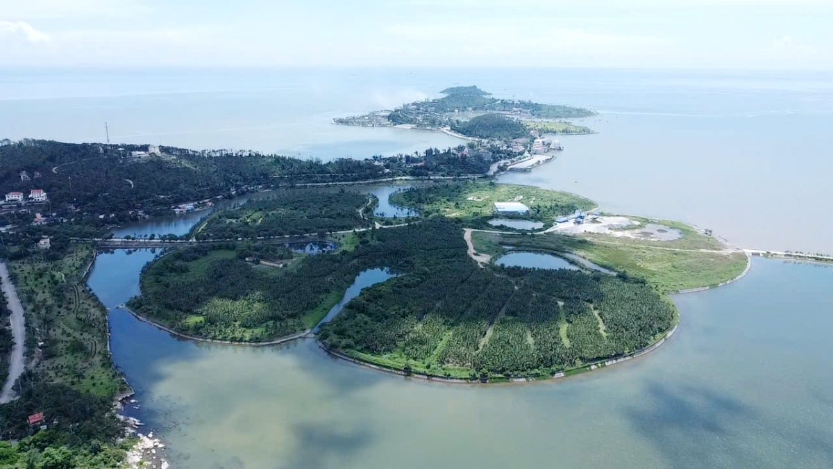 Dự án khu resort cao cấp hơn 32,2ha lấn biển tại Vụng Hương (phường Đồ Sơn, Hải Phòng) bị đắp chiếu nhiều năm.