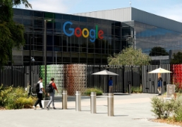 Google đã thuê ngoài công việc “đánh giá AI” — bao gồm đọc, sửa, hoặc viết lại phản hồi của chatbot Gemini 