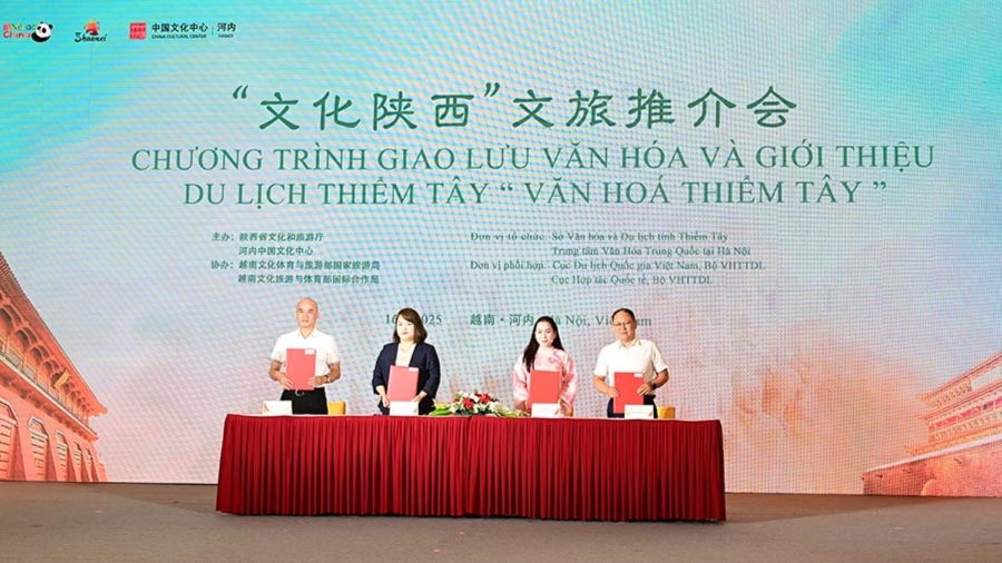 Ký kết hợp tác du lịch giữa Việt Nam và tỉnh Thiểm Tây (Trung Quốc). 