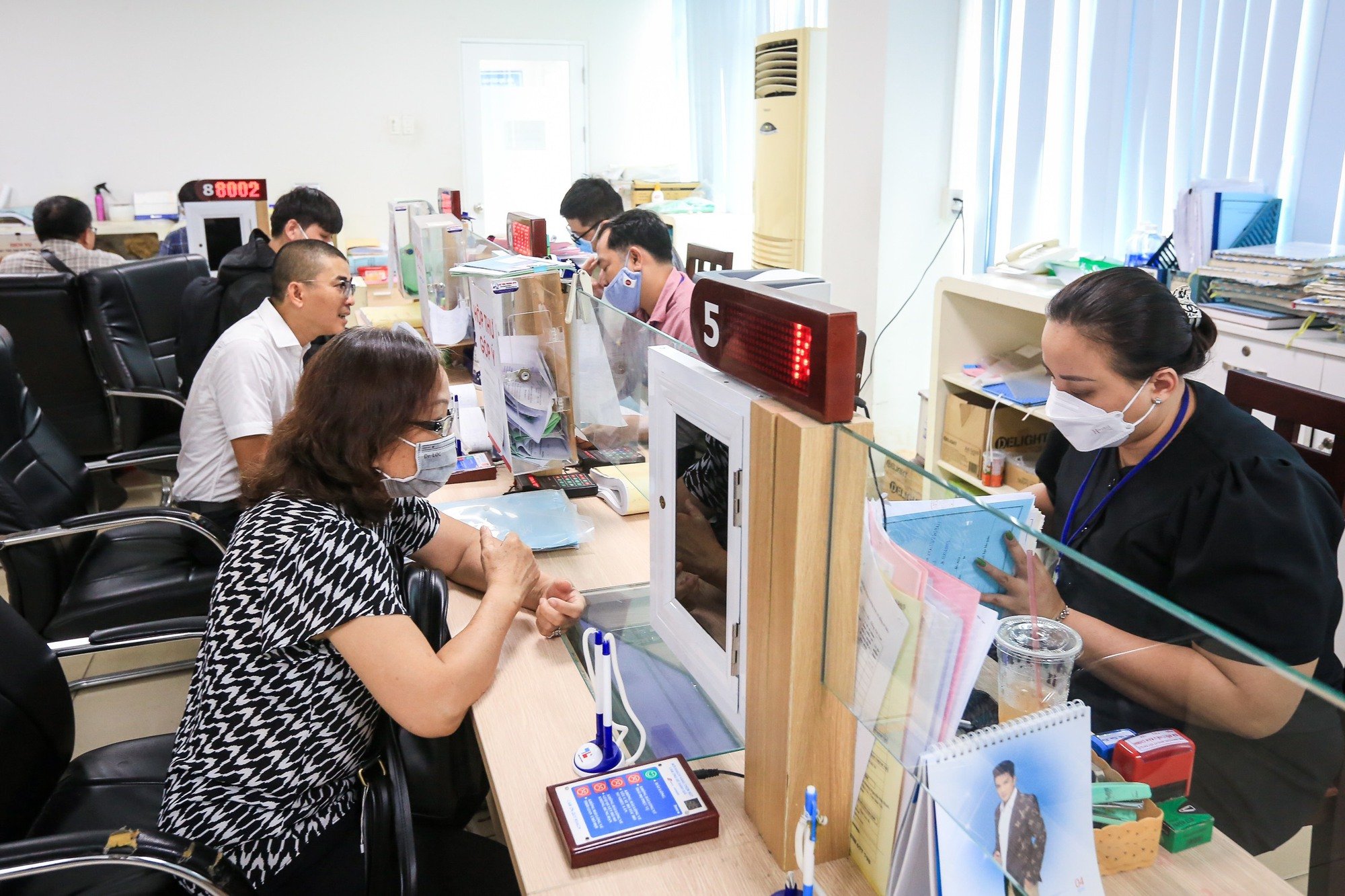 Chính phủ thống nhất thông qua dự án Luật Viên chức sửa đổi