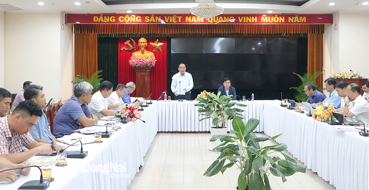 Phó Bí thư Tỉnh ủy, Chủ tịch UBND tỉnh Đồng Nai Võ Tấn Đức phát biểu kết luận buổi làm việc - Ảnh: Phạm Tùng.