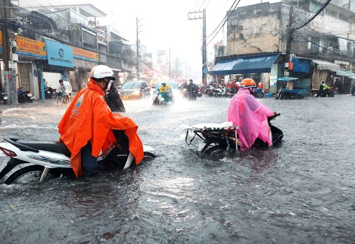 Hệ thống giám sát và đánh giá hoạt động thích ứng với biến đổi khí hậu còn được sử dụng để đo lường năng lực chống chịu của TP.Hồ Chí Minh. Ảnh: Lê Minh