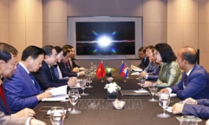 Chủ tịch Quốc hội Trần Thanh Mẫn gặp song phương các nhà lãnh đạo bên lề Đại hội đồng AIPA-46