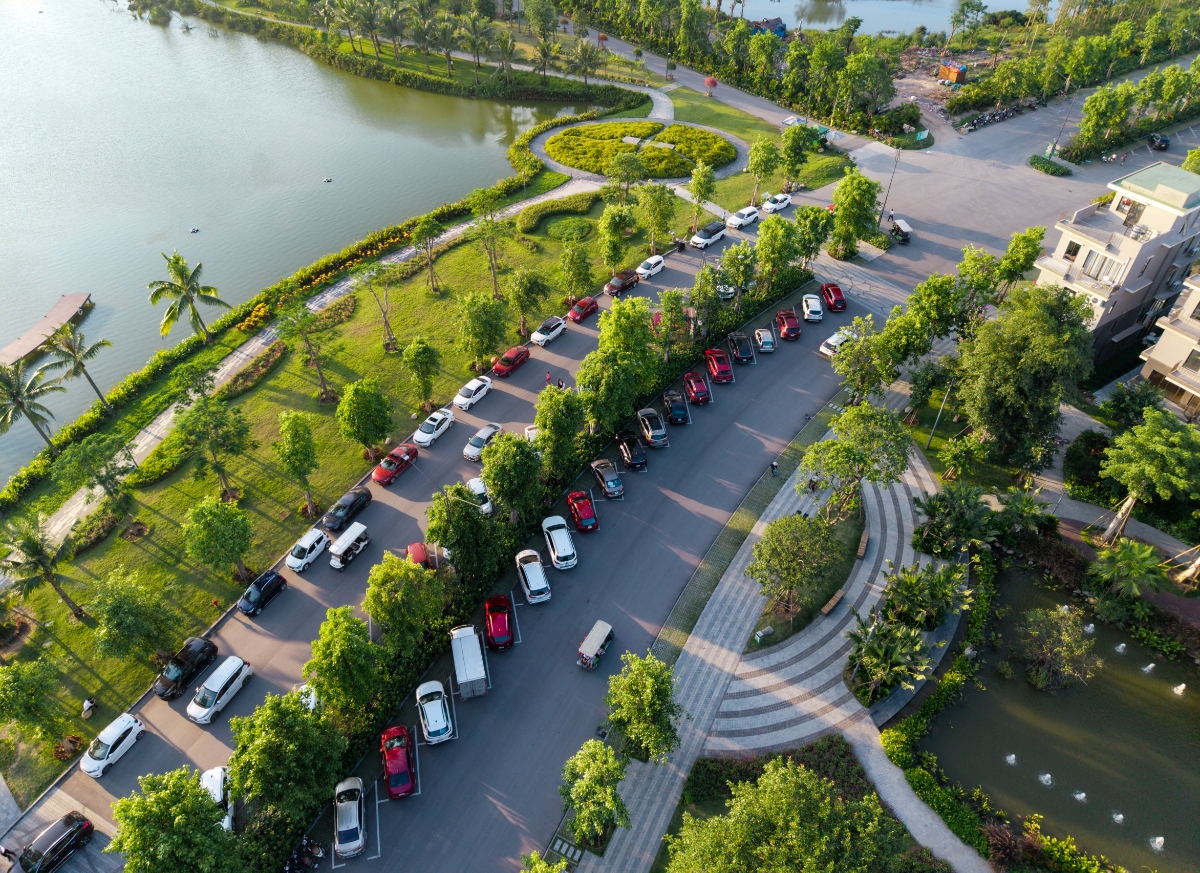 Hạ tầng giao thông gắn liền với phát triển xanh, bền vững, quy hoạch bài bản.