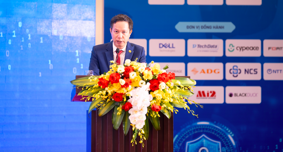 Ông Nguyễn Xuân Hoàng, Chủ tịch Liên minh CYSEEX, Phó Chủ tịch HĐQT MISA,&nbsp; cho rằng: AI vừa là thách thức mới, vừa là 