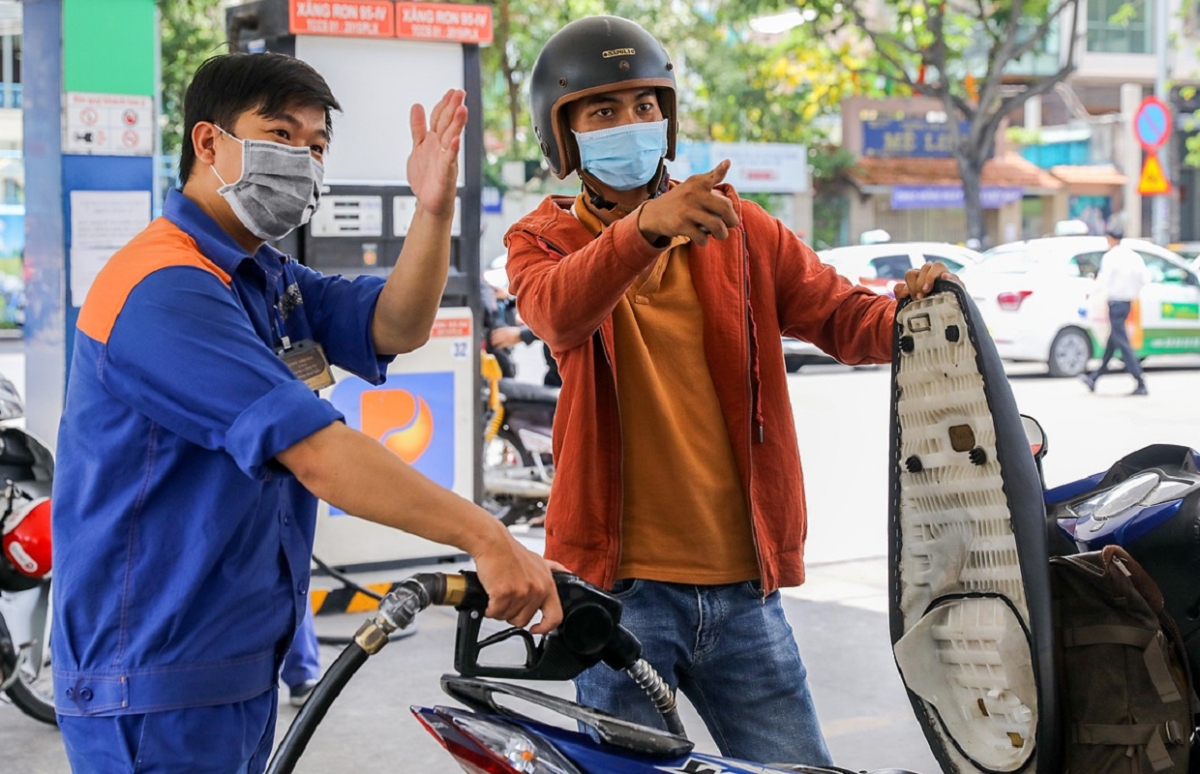 Giá các mặt hàng xăng được điều chỉnh tăng từ chiều 18/9/2025.