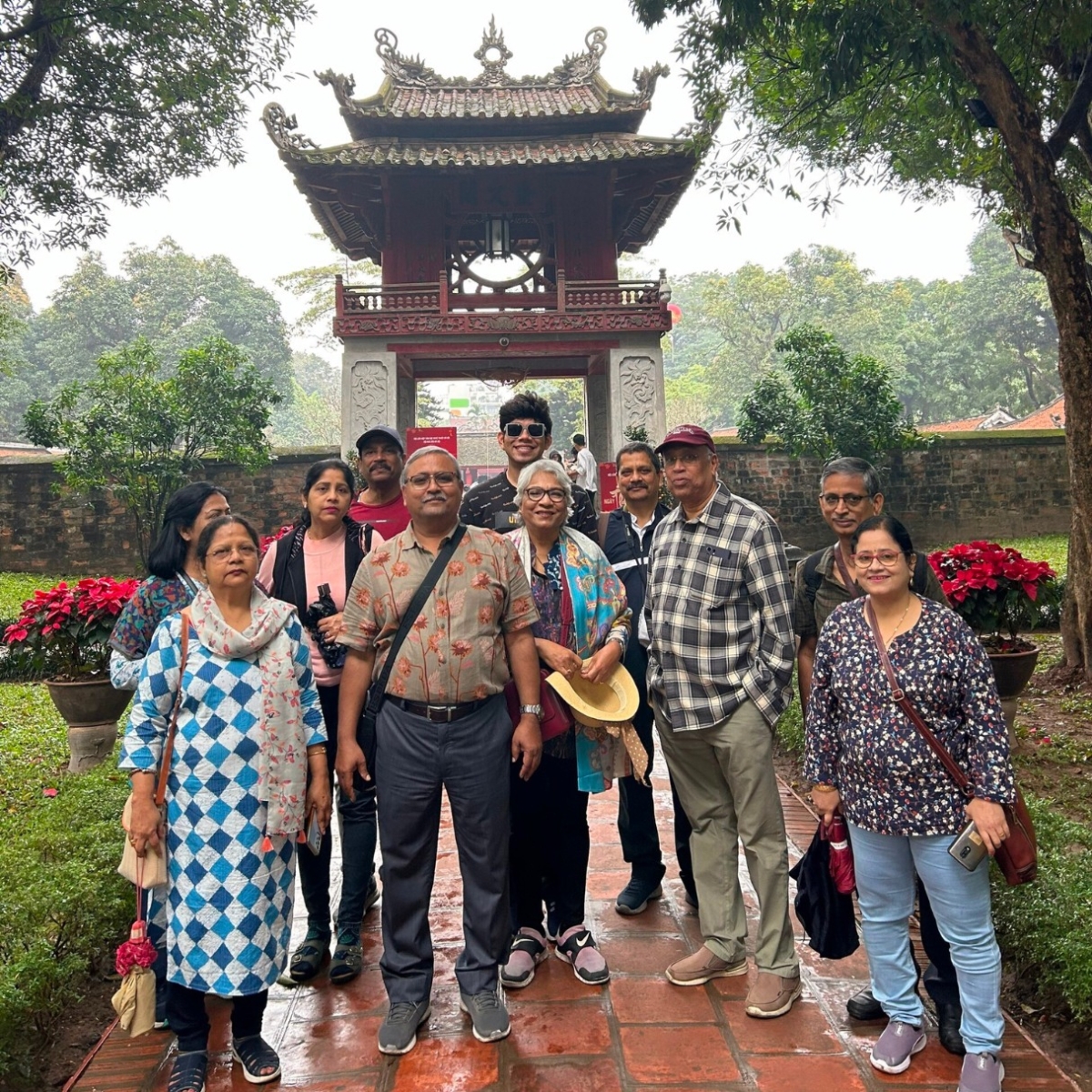 Mạng lưới hàng không ngày càng mở rộng, kết nối trực tiếp các thành phố lớn của Ấn Độ và Việt Nam.