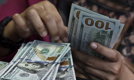 Nhà đầu tư nước ngoài tìm cách bảo vệ tài sản Mỹ khỏi biến động tỷ giá USD