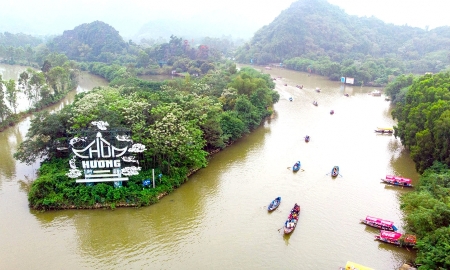 Hà Nội triển khai quy hoạch Chùa Hương và xây dựng Bảo tàng bia Hà Nội