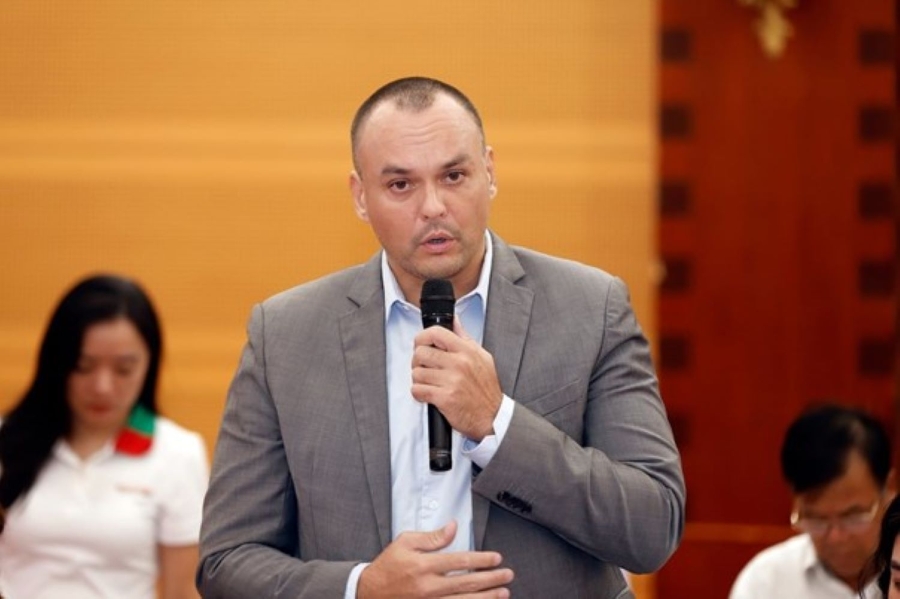 Ông Jonathan Sourintha: đề nghị cần chính sách ưu đãi rõ ràng hơn cho bao bì nhựa tái chế, thậm chí miễn thực hiện EPR. 