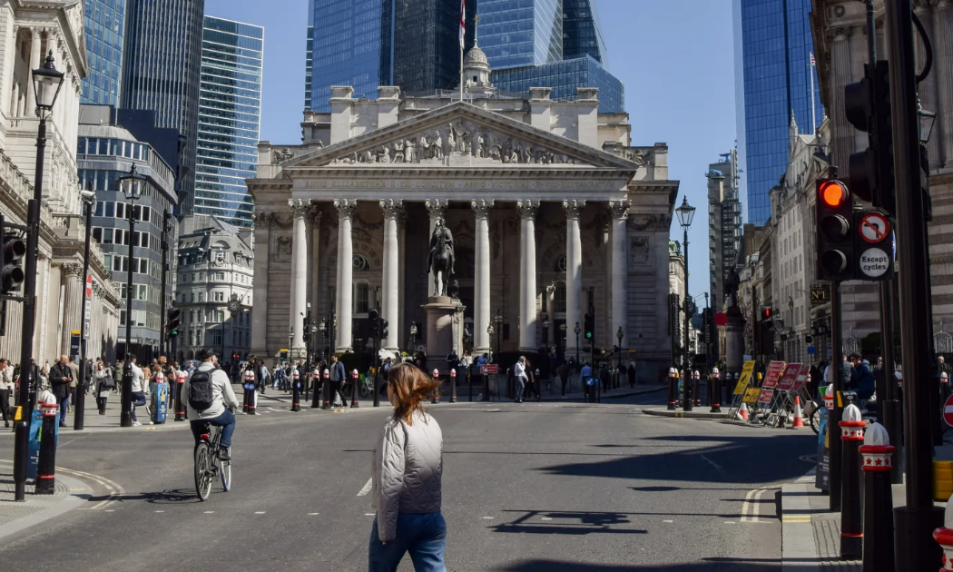Bên ngoài trụ sở của BOE tại London, Anh - Ảnh: Getty Images