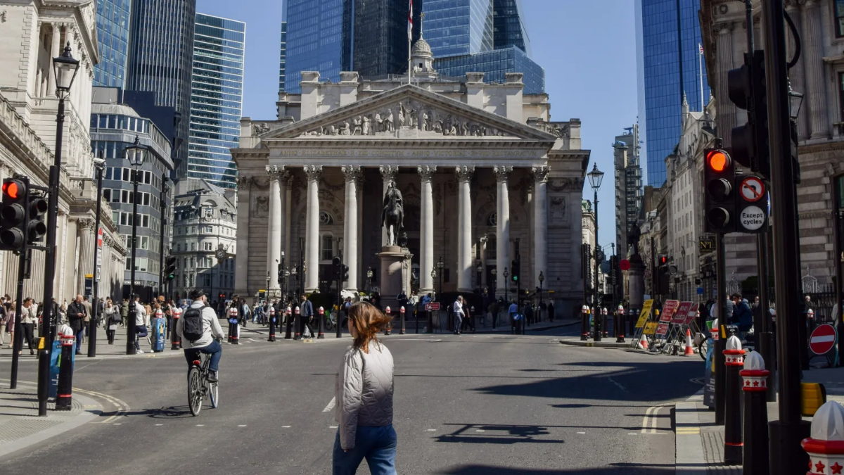 Bên ngoài trụ sở của BOE tại London, Anh - Ảnh: Getty Images