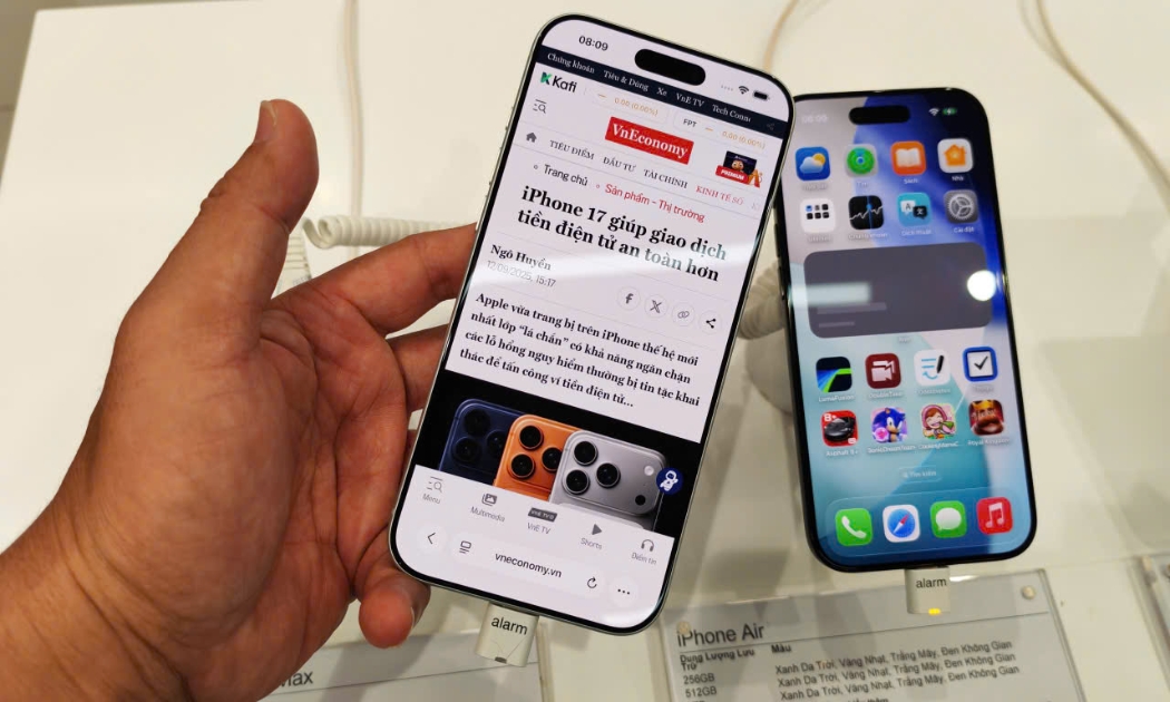 Năm nay, iPhone 17 và iPhone Air thực sự đã tạo nên cơn “sốt” trong cộng đồng yêu công nghệ.