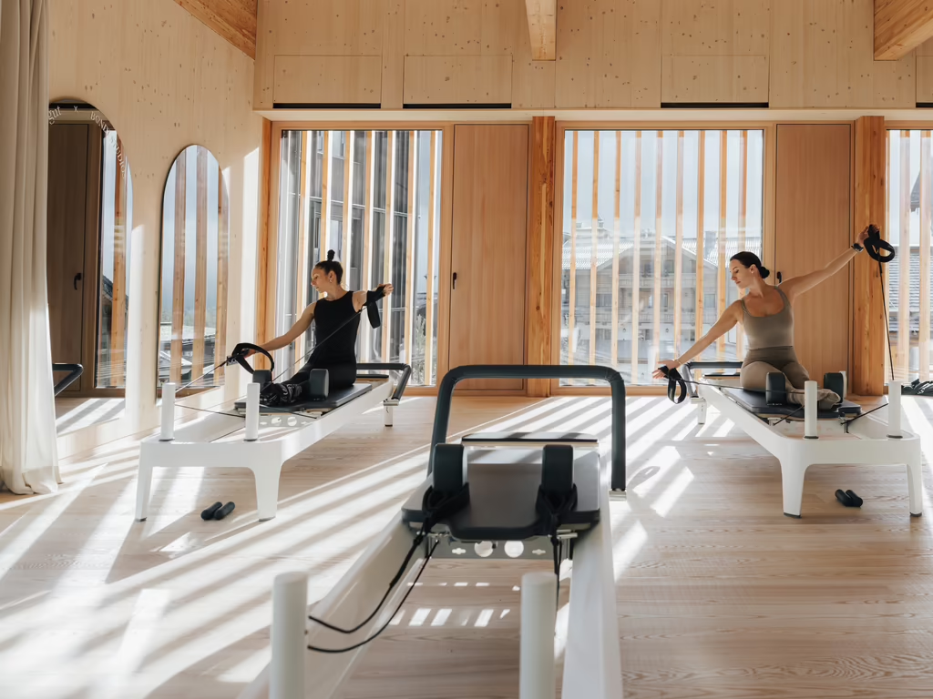 Pilates cũng từng là một cơn sốt lớn tại các khu nghỉ dưỡng chăm sóc sức khỏe cao cấp.