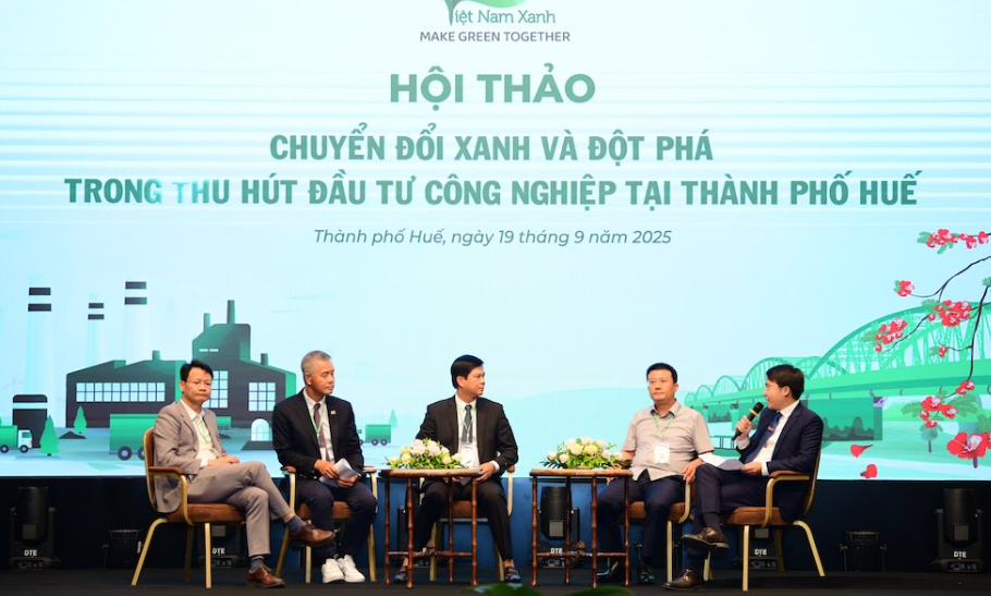 Tại Huế, các chuyên gia đóng góp nhiều góc nhìn đa chiều, thảo luận sôi nổi về giải pháp thu hút đầu tư xanh, phát triển công nghiệp xanh. Ảnh: BTC