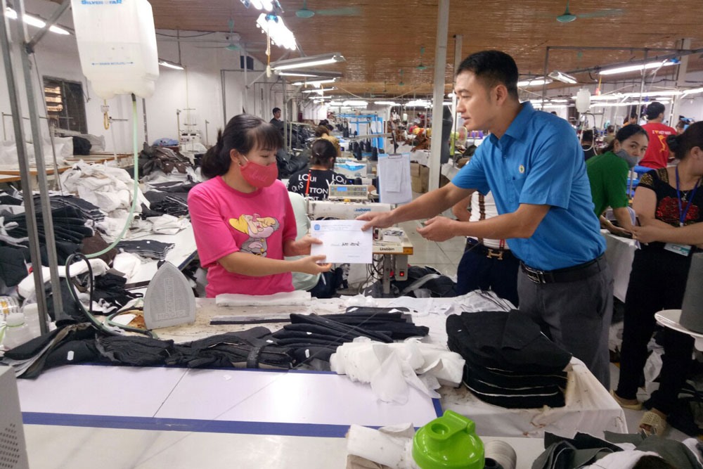 Dự kiến chi hơn 400 tỷ đồng hỗ trợ cán bộ công đoàn nghỉ việc