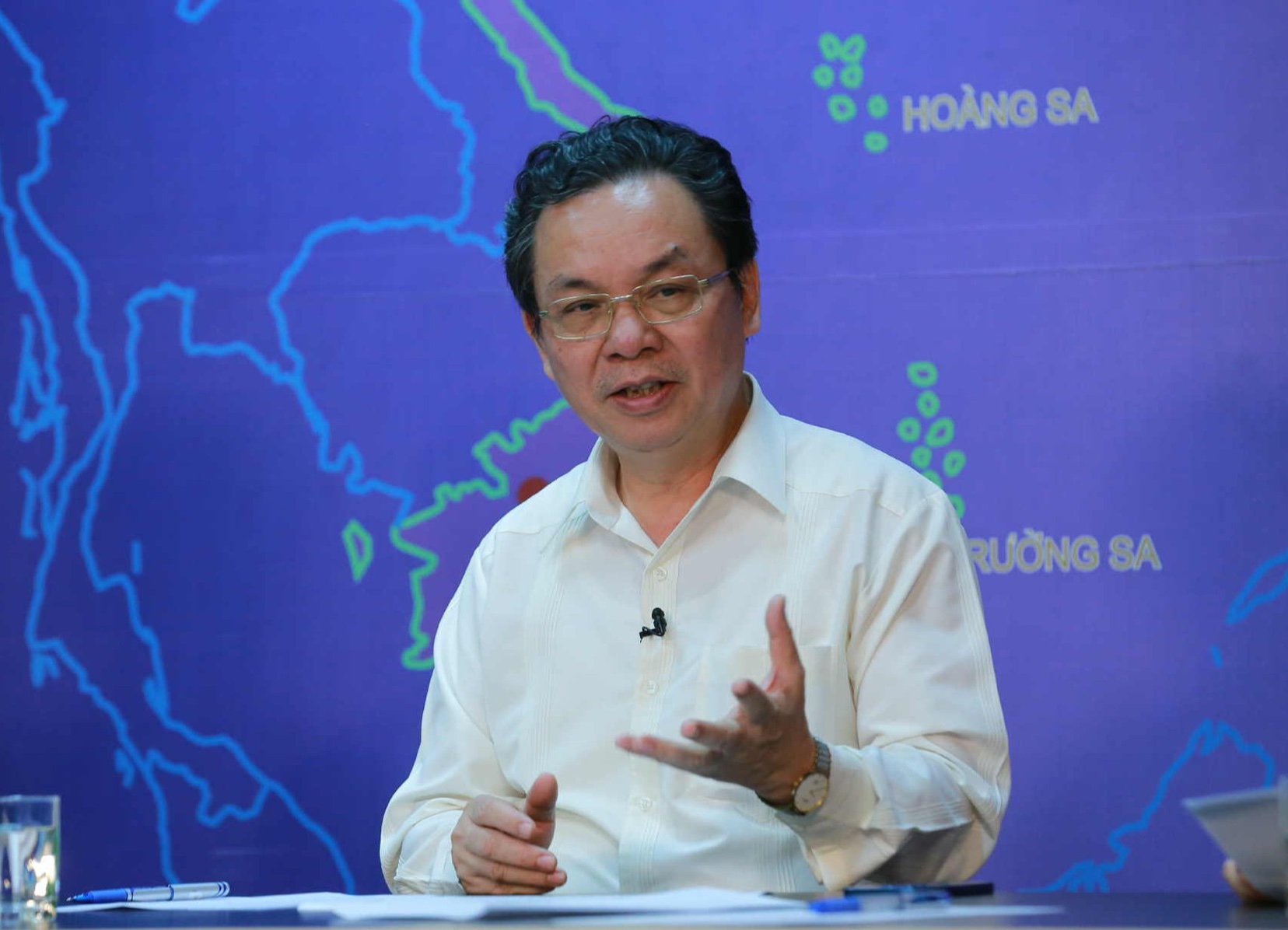 <i>GS.TS. Hoàng Văn Cường, Đại biểu Quốc hội, Phó Chủ tịch Hội đồng giáo sư Nhà nước, phát biểu tại Tọa đàm. Nguồn ảnh: VGP.</i>