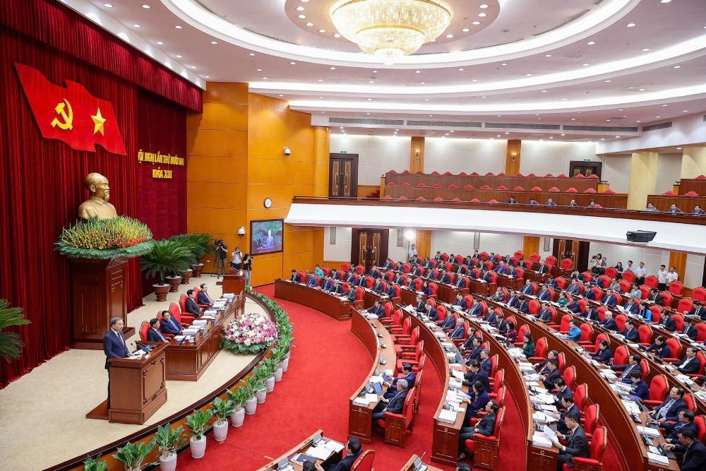 Bộ Chính trị đã ban hành Quy định số 365-QĐ/TW về tiêu chuẩn chức danh cán bộ thuộc diện Ban Chấp hành Trung ương Đảng, Bộ Chính trị, Ban Bí thư quản lý và khung tiêu chuẩn chức danh cán bộ lãnh đạo, quản lý các cấp. Ảnh: TTXVN