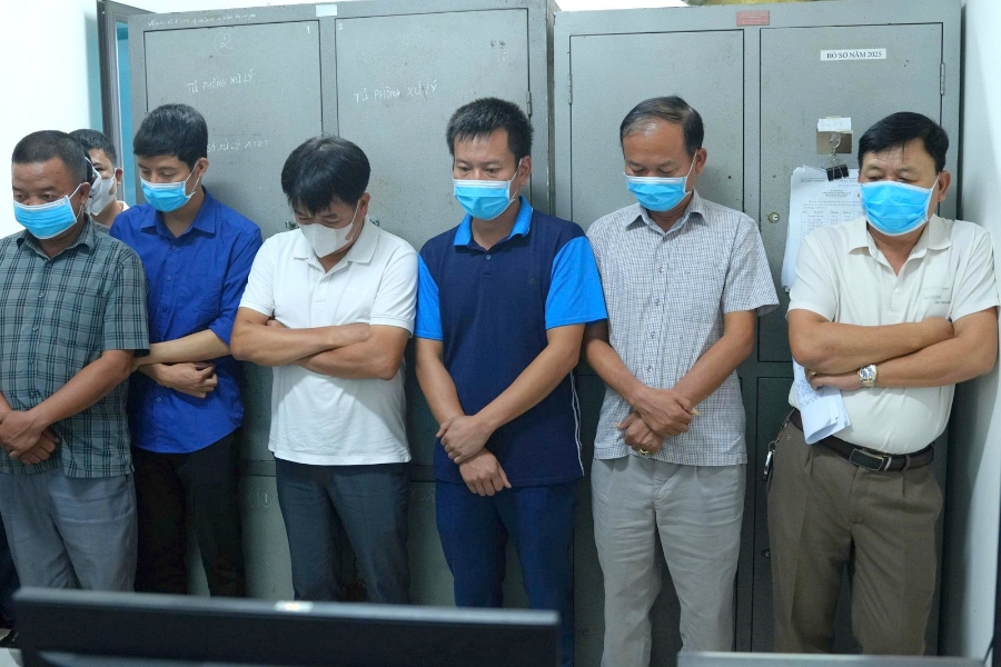 Các đối tượng tại cơ quan điều tra