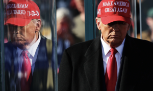 Tổng thống Trump tính áp phí 100.000 USD/năm với visa H-1B cho lao động nước ngoài