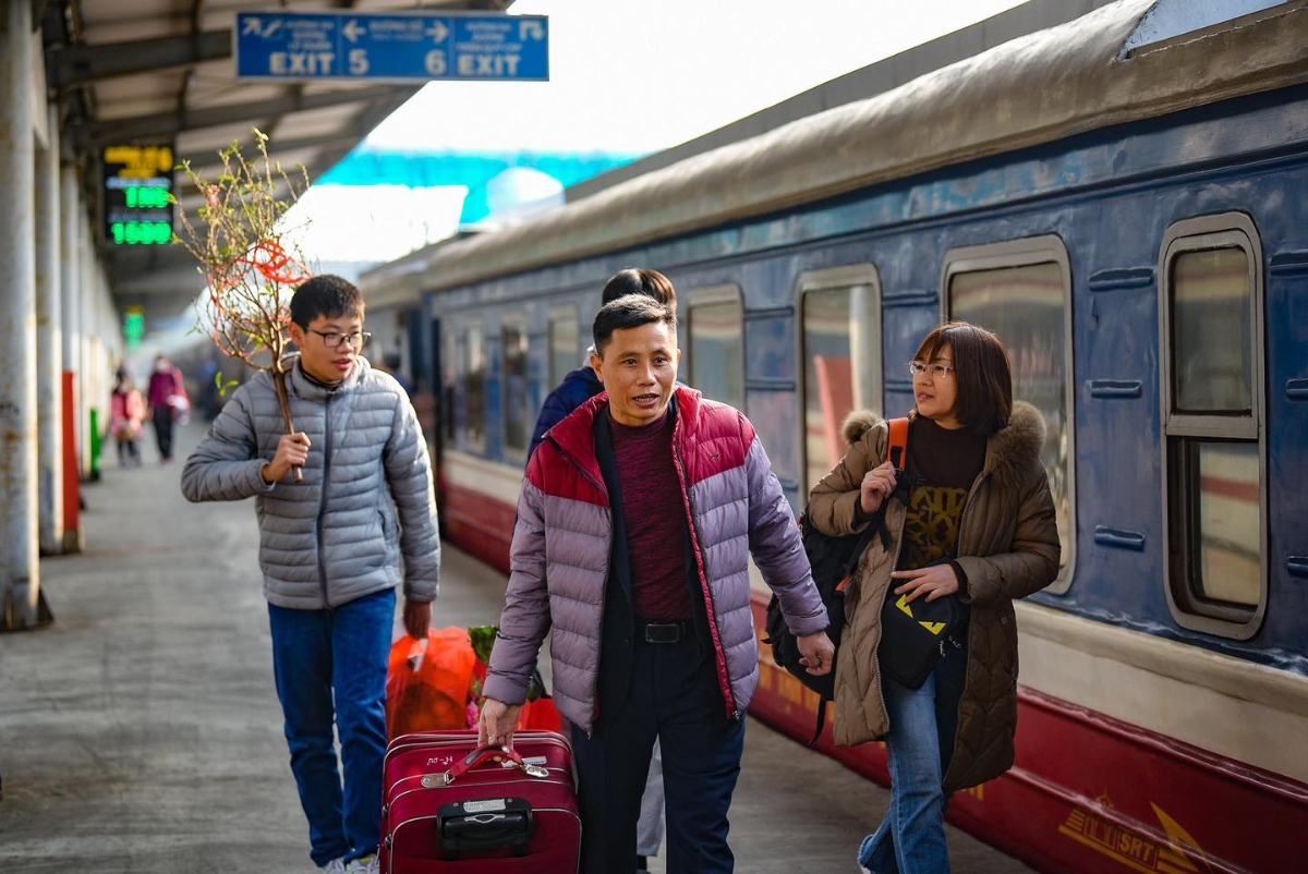 Giá vé Tết năm nay tăng do đưa vào khai thác 150 toa xe mới.