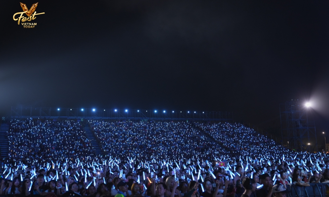 V Fest thu hút hơn 20.000 khán giả.