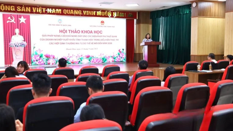 Toàn cảnh hội thảo