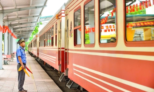 Hải Phòng tổ chức các chuyến tàu hỏa nối với Hải Dương (cũ)