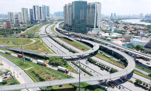 Tăng tốc giải ngân vốn đầu tư công để cán đích tăng trưởng 8,5%