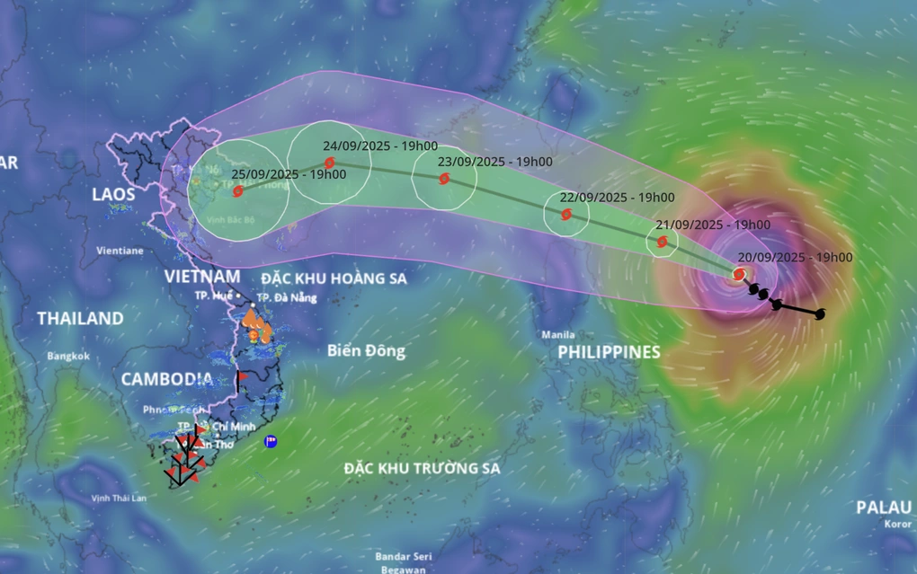 ão số 9 di chuyển theo hướng Tây Tây Bắc, mỗi giờ đi được khoảng 15-20km