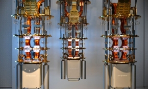 Khác với AI có thể triển khai nhanh chóng, sự chuẩn bị cho điện toán lượng tử đòi hỏi nhiều năm, trong khi hầu hết doanh nghiệp vẫn đứng ngoài cuộc.