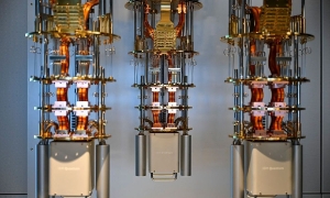 Khác với AI có thể triển khai nhanh chóng, sự chuẩn bị cho điện toán lượng tử đòi hỏi nhiều năm, trong khi hầu hết doanh nghiệp vẫn đứng ngoài cuộc.