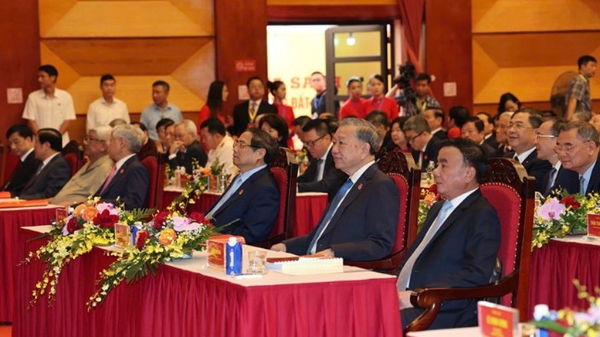 Khai mạc Đại hội đại biểu Đảng bộ Mặt trận Tổ quốc, các đoàn thể Trung ương lần thứ I