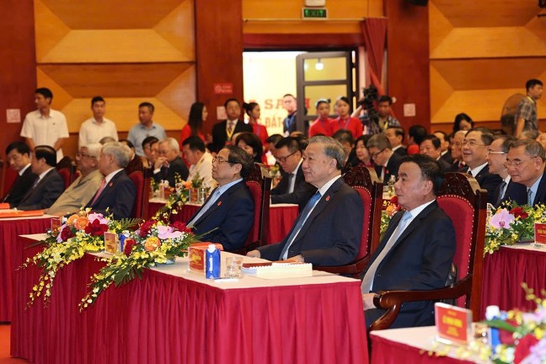 Tổng Bí thư Tô Lâm, Thủ tướng Chính phủ Phạm Minh Chính, Thường trực Ban Bí thư Trần Cẩm Tú dự Đại hội - Ảnh: VGP
