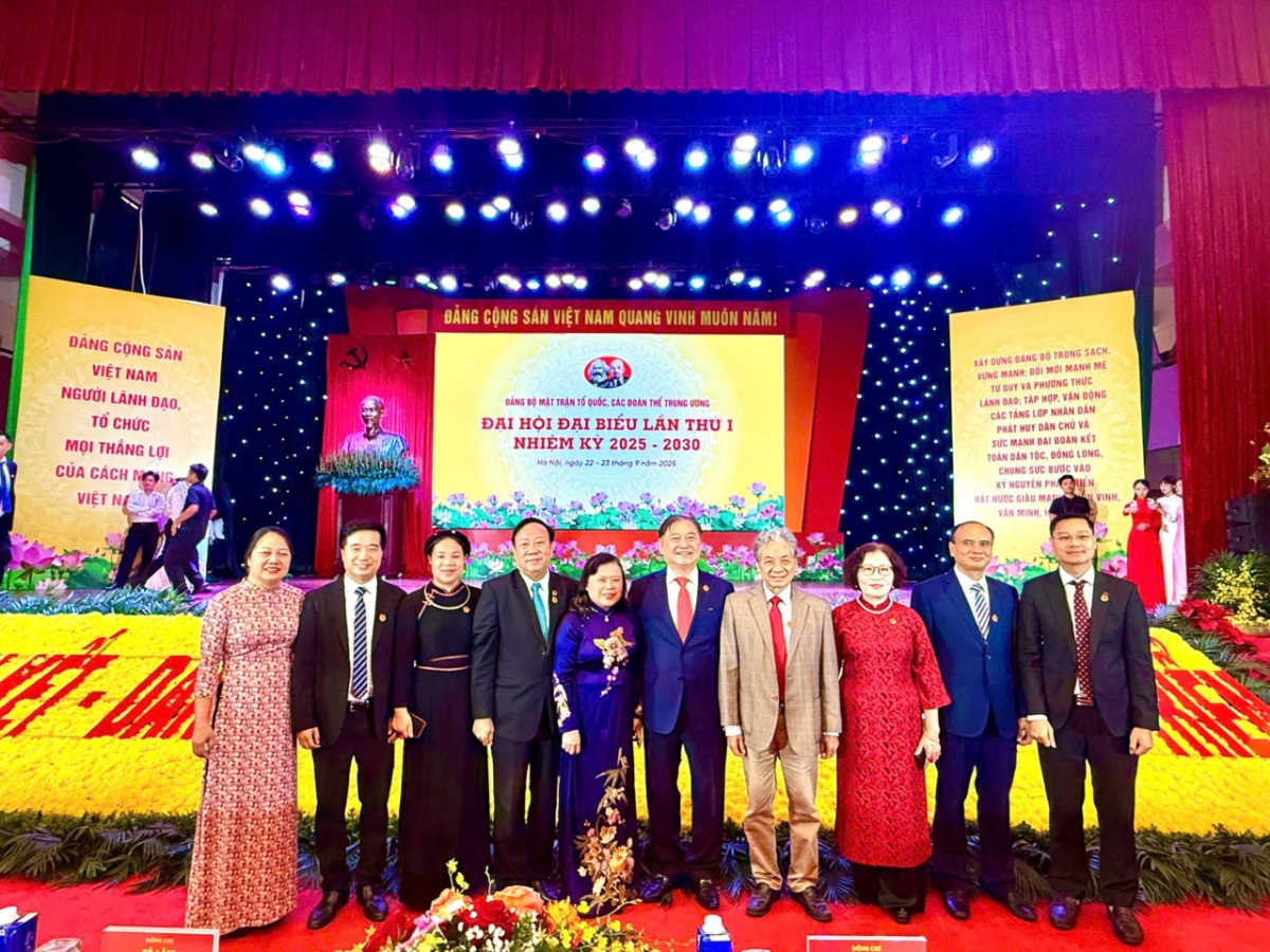 Đoàn đại biểu Đảng bộ Liên hiệp các Hội Khoa học và Kỹ thuật Việt Nam dự đại hội.