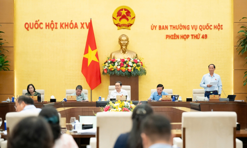 Toàn cảnh Phiên họp Ủy ban Thường vụ thứ 49, Ủy ban Thường vụ Quốc hội cho ý kiến về dự án Luật sửa đổi, bổ sung một số điều của Luật Sở hữu trí tuệ, chiều 23/9.