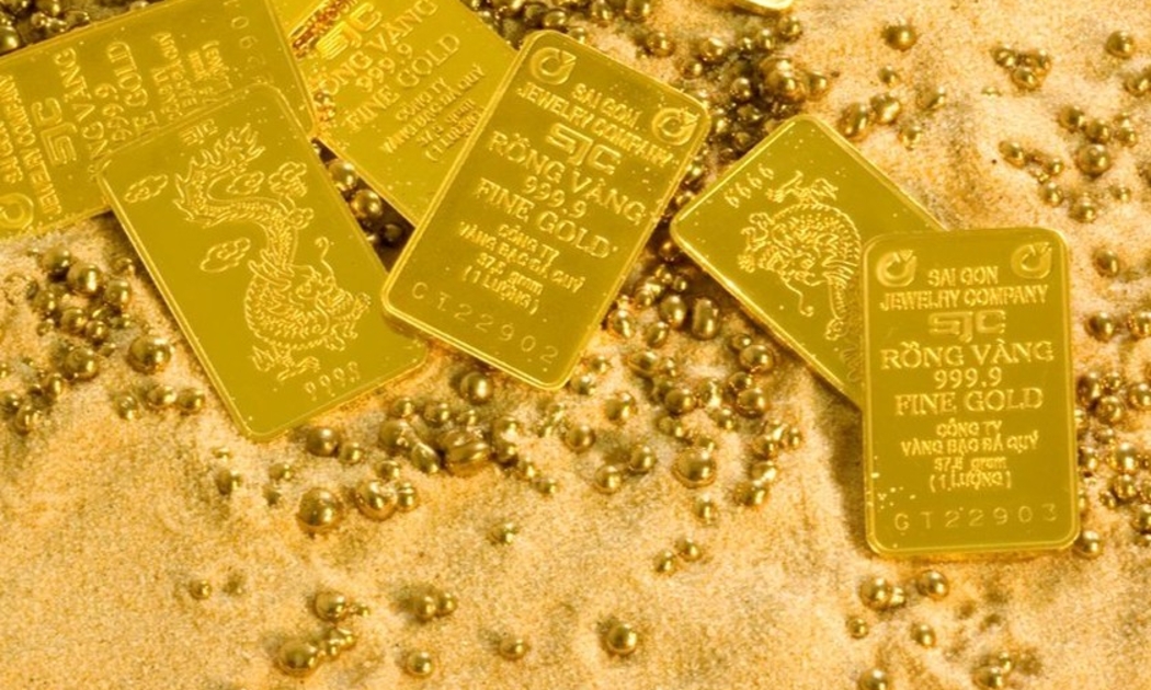 Chênh lệch giá mua - bán vàng miếng SJC chạm mức 1 triệu đồng mỗi lượng