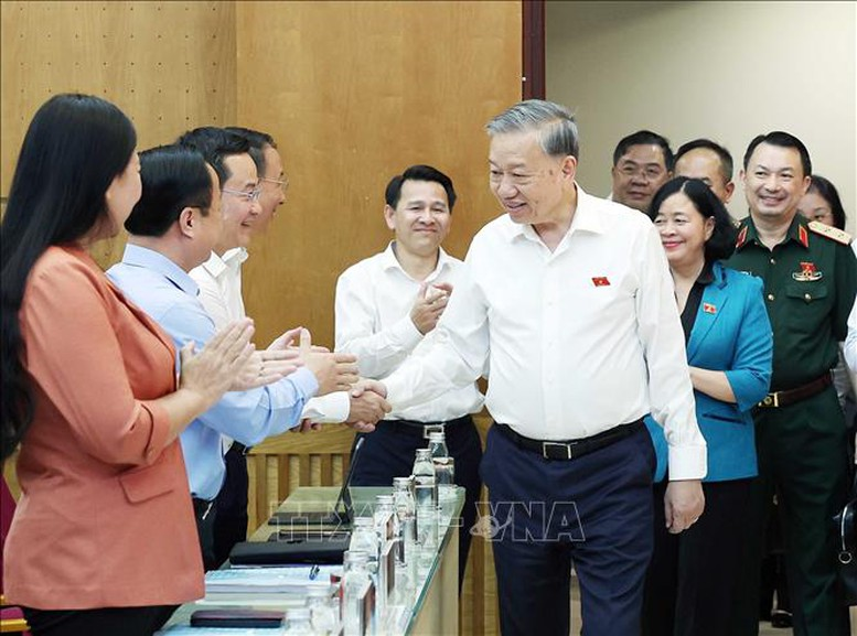 Tổng Bí thư Tô Lâm và các đại biểu - Ảnh: TTXVN
