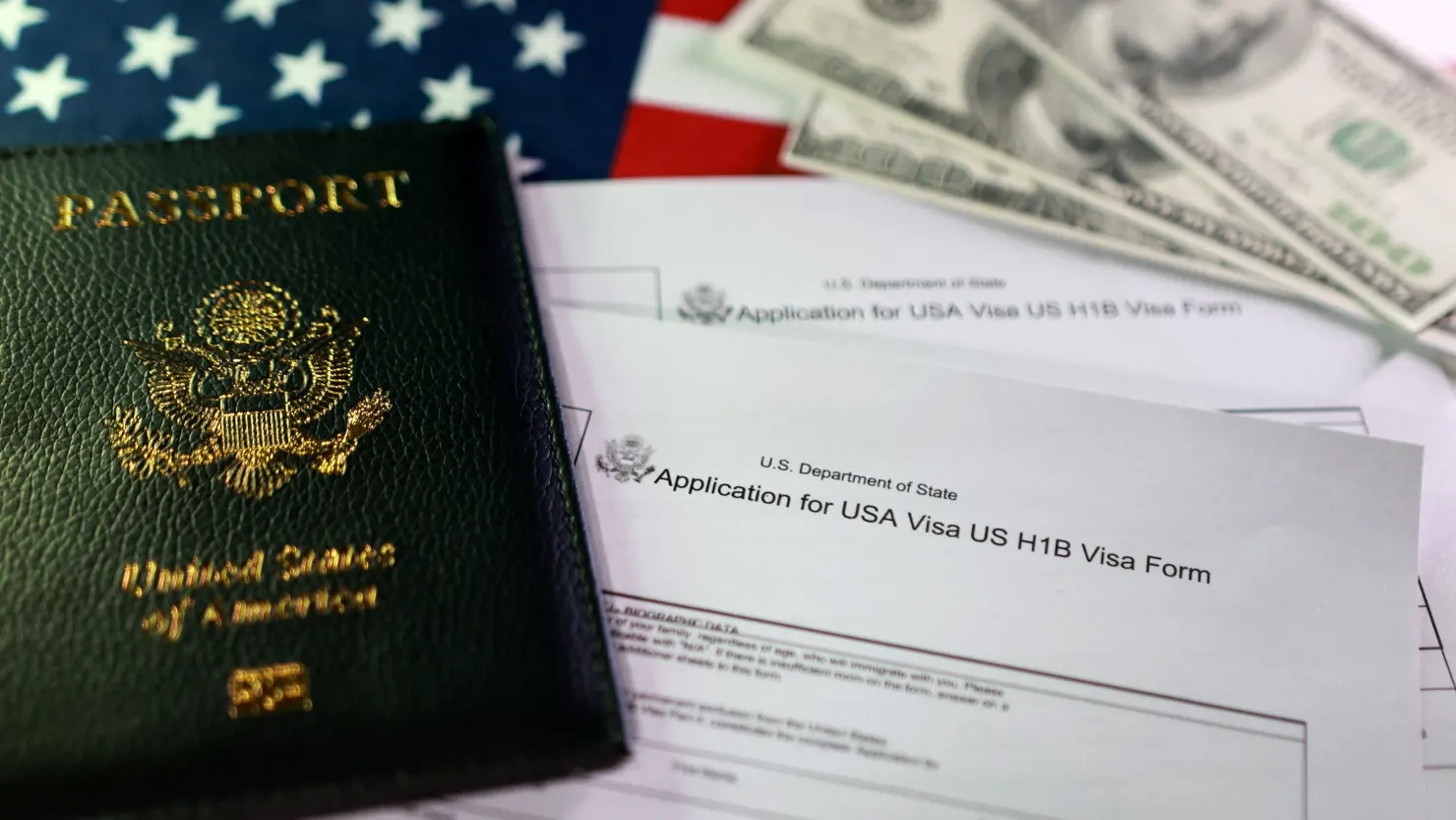 Những công ty thiệt nhiều nhất vì phí thị thực 100.000 USD của Mỹ