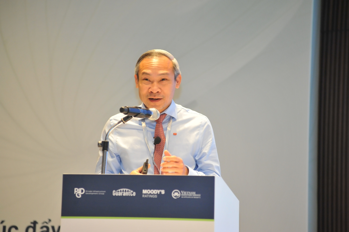 Ông Phan Đức Hiếu, Ủy viên Thường trực Ủy ban Kinh tế của Quốc hội, phát biểu tại hội thảo.