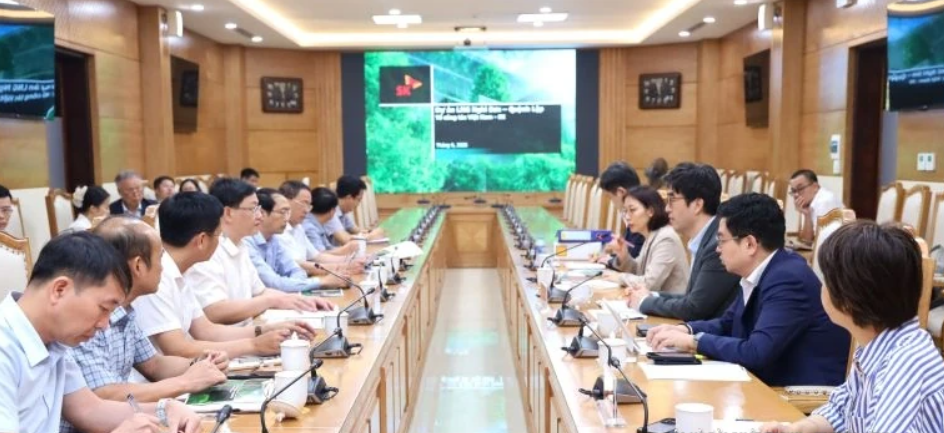 Toàn cảnh buổi làm việc