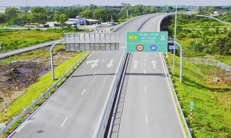 Khẩn trương đồng bộ biển báo lý trình trên cao tốc Bắc - Nam