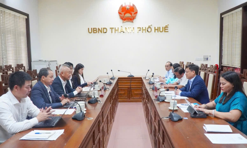Lãnh đạo UBND thành phố Huế tiếp và làm việc với Công ty Cổ phần Acecook Việt Nam