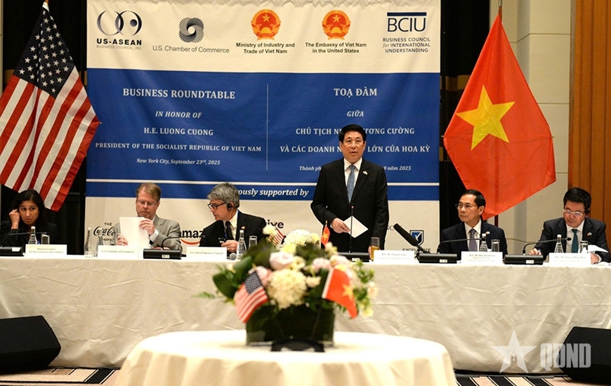 Chủ tịch nước Lương Cường phát biểu tại tọa đàm với doanh nghiệp lớn của Hoa Kỳ. Ảnh: QĐND