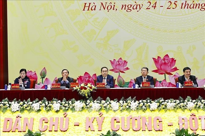 Đoàn Chủ tịch điều hành Phiên trù bị. Ảnh: TTXVN.